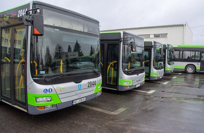 {Do samorządów z Warmii i Mazur trafi 64 mln zł z Funduszu Rozwoju Przewozów Autokarowych}