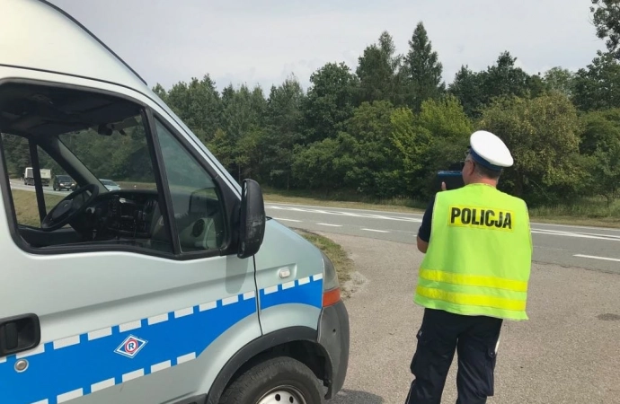 {Policyjne podsumowanie majówki}
